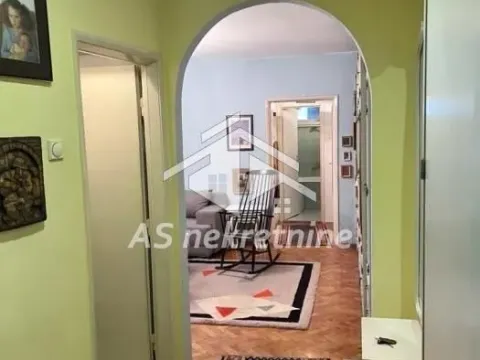 Izdavanje, trosoban stan, 90m², Tašmajdan, Palilula Sve Podlokacije - image 16