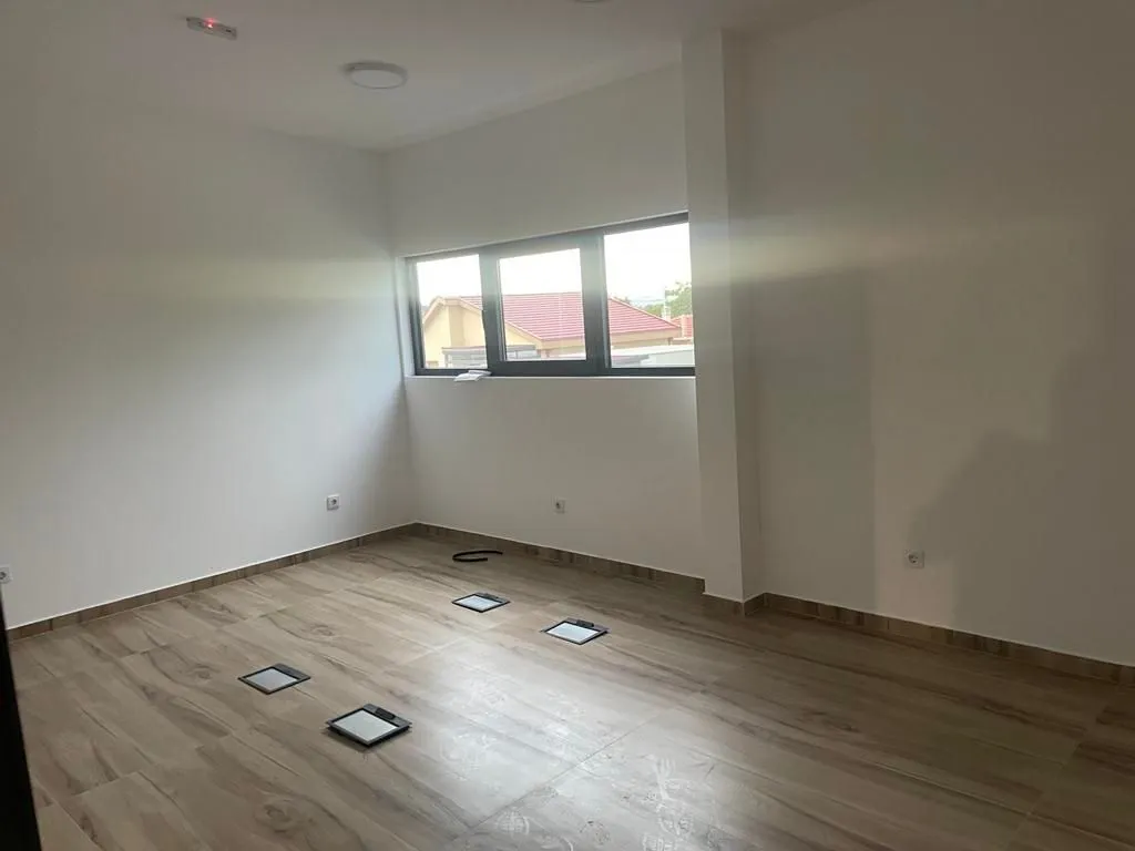 Rent, office space, 300m², Zagorič, Podgorica