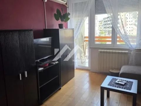 Izdavanje, stan, 30m², Rotkvarija, Novi Sad Sve Podlokacije - image 2