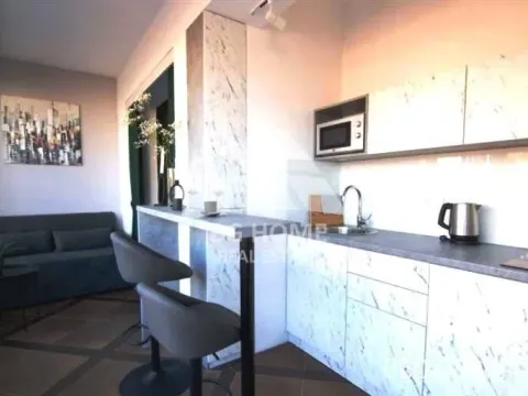 Prodaja, četvorosoban stan, 109m², Stari Grad, Beograd - image 14