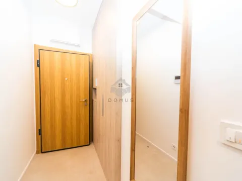 Izdavanje, trosoban stan, 100m², Podgorica, Crna Gora - image 15