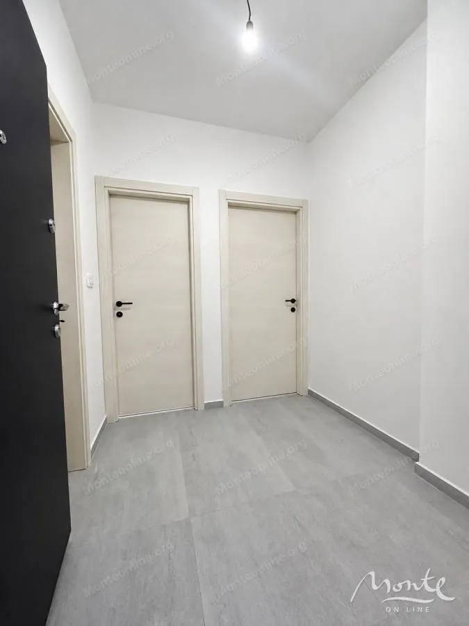 Prodaja, jednosoban stan, 43m², Stari Aerodrom, Podgorica
