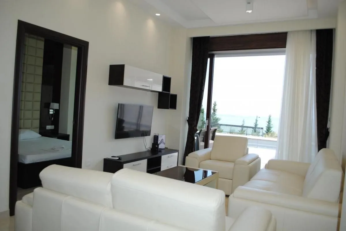 Sale, one bedroom apartment, 50m², Bečići, Budva