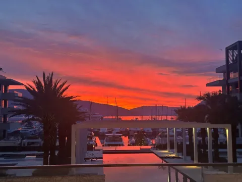 Prodaja, kuća, 200m², Donja Lastva, Tivat - image 14