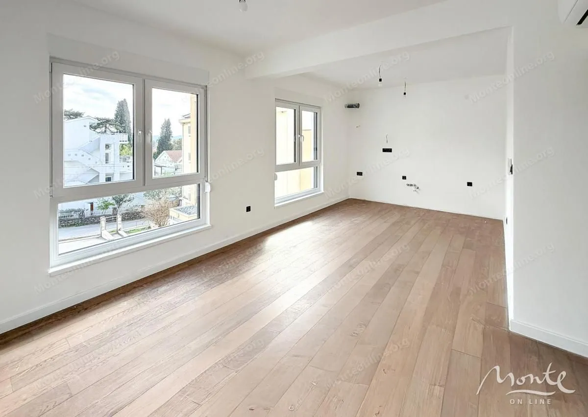 Prodaja, jednosoban stan, 44m², Donja Lastva, Tivat