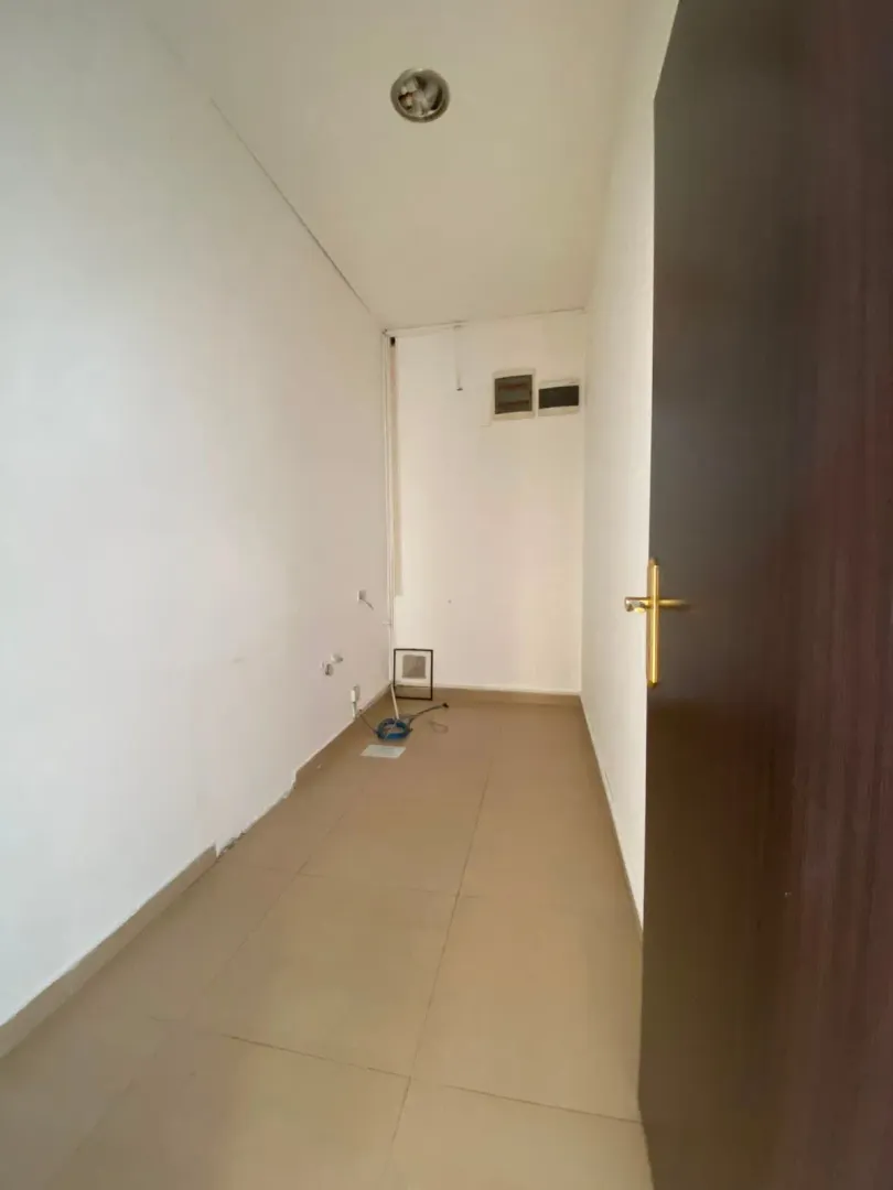 Rent, office space, 145m², City Kvart, Podgorica