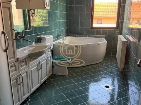 Izdavanje, dvosoban stan, 80m², Mala vaga, Kragujevac - image 8
