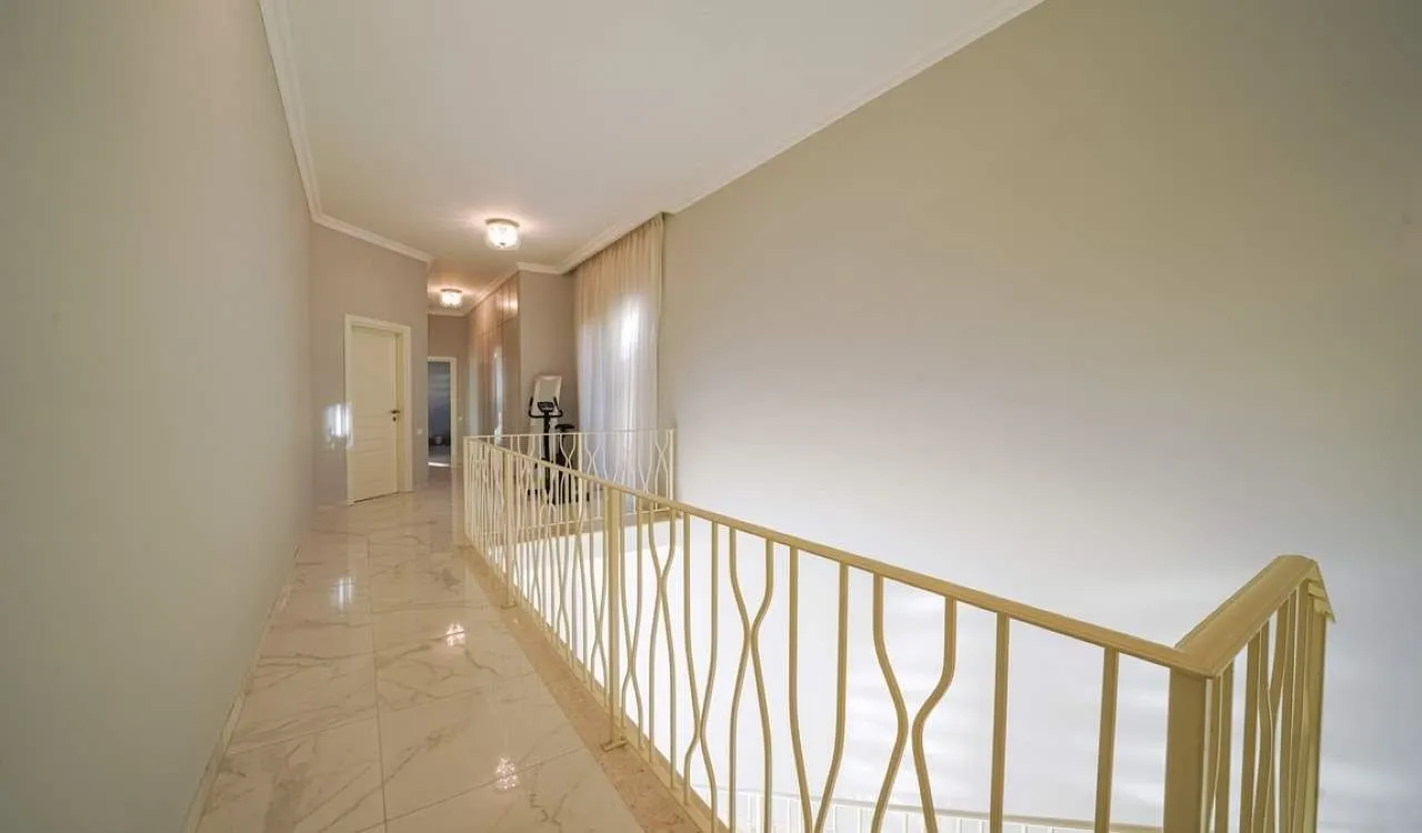Sale, house, 290m², Tivat, Crna Gora