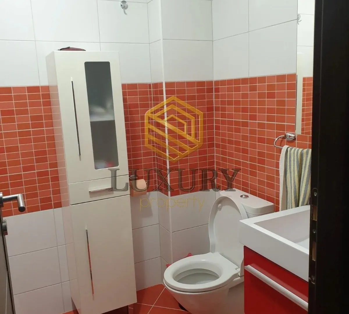 Prodaja, dvosoban stan, 83m², Petrovac, Budva
