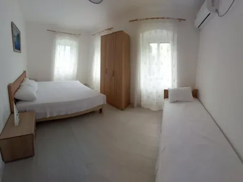 Prodaja, kuća, 300m², Kamenari, Herceg Novi - image 8