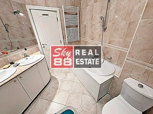 Rent, house, 210m², Savski Venac, Beograd