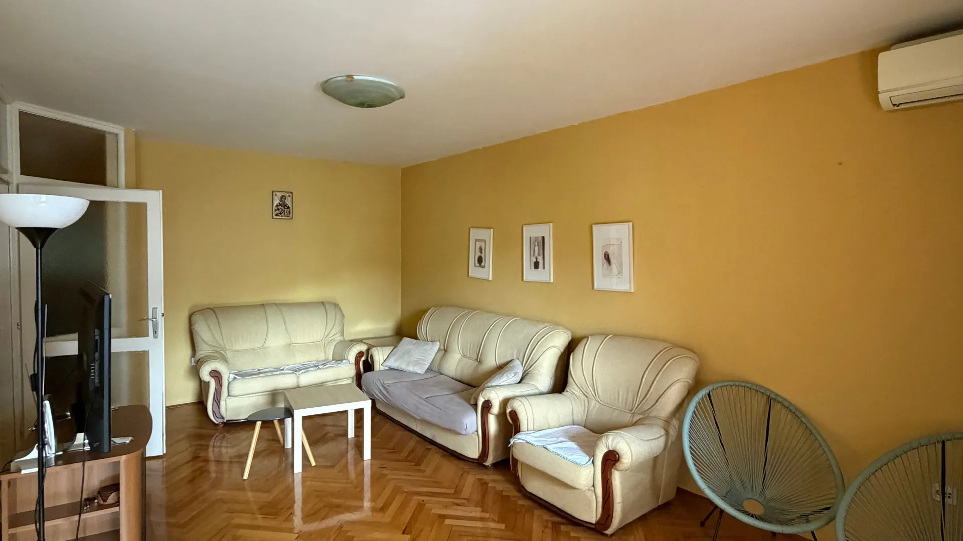 Prodaja, trosoban stan, 92m², Centar, Cetinje