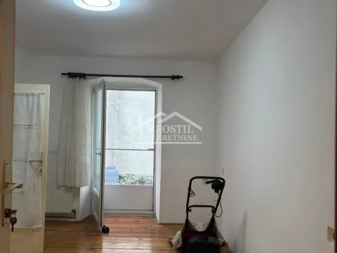 Prodaja, trosoban stan, 70m², Centar, Pančevo - image 4