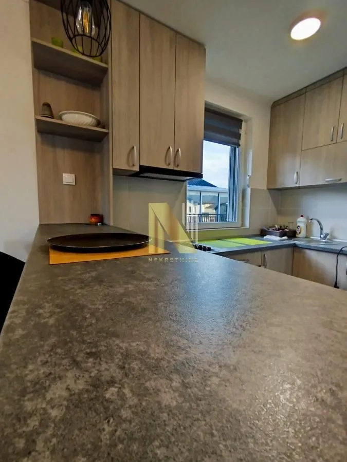 Izdavanje, jednosoban stan, 42m², Telep, Novi Sad Sve Podlokacije