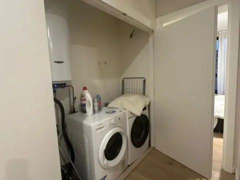 Izdavanje, trosoban stan, 84m², Savski Venac, Beograd - image 10