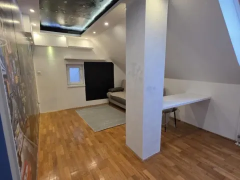 Izdavanje, četvorosoban stan, 90m², Grbavica, Novi Sad Sve Podlokacije - image 14