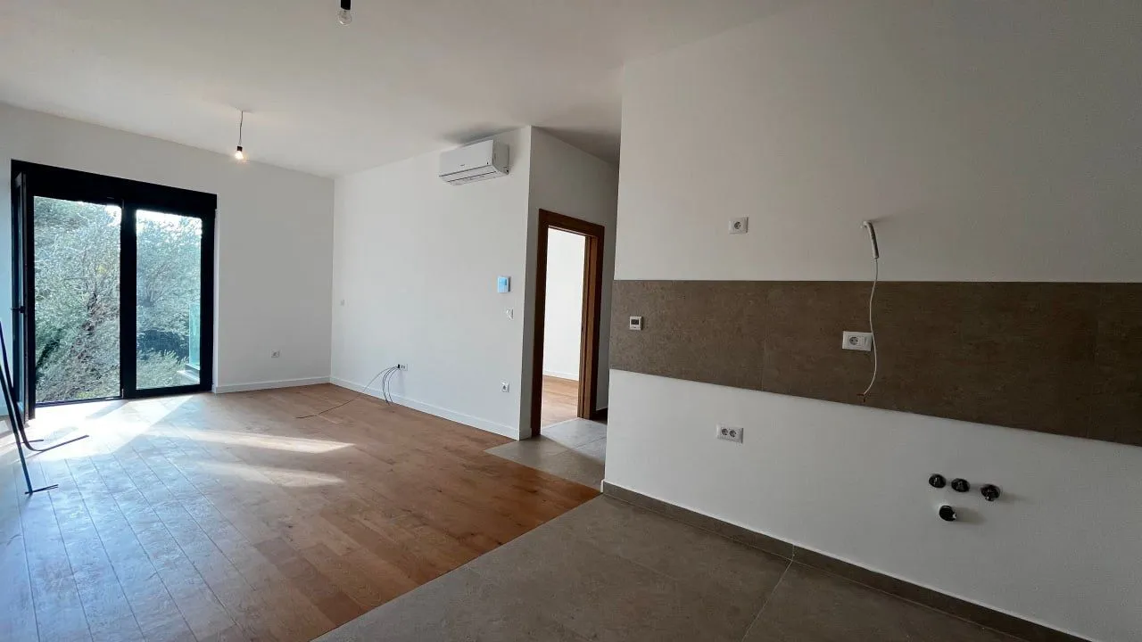 Sale, one bedroom apartment, 46m², Petrovac, Budva