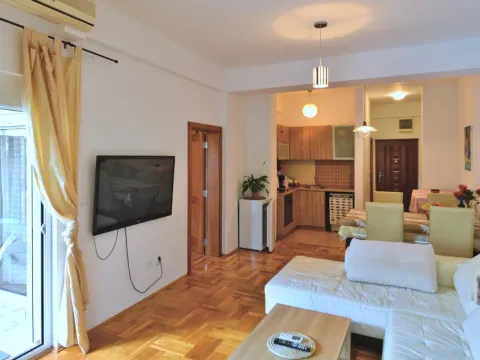 Prodaja, jednosoban stan, 65m², Podmaine, Budva - image 8