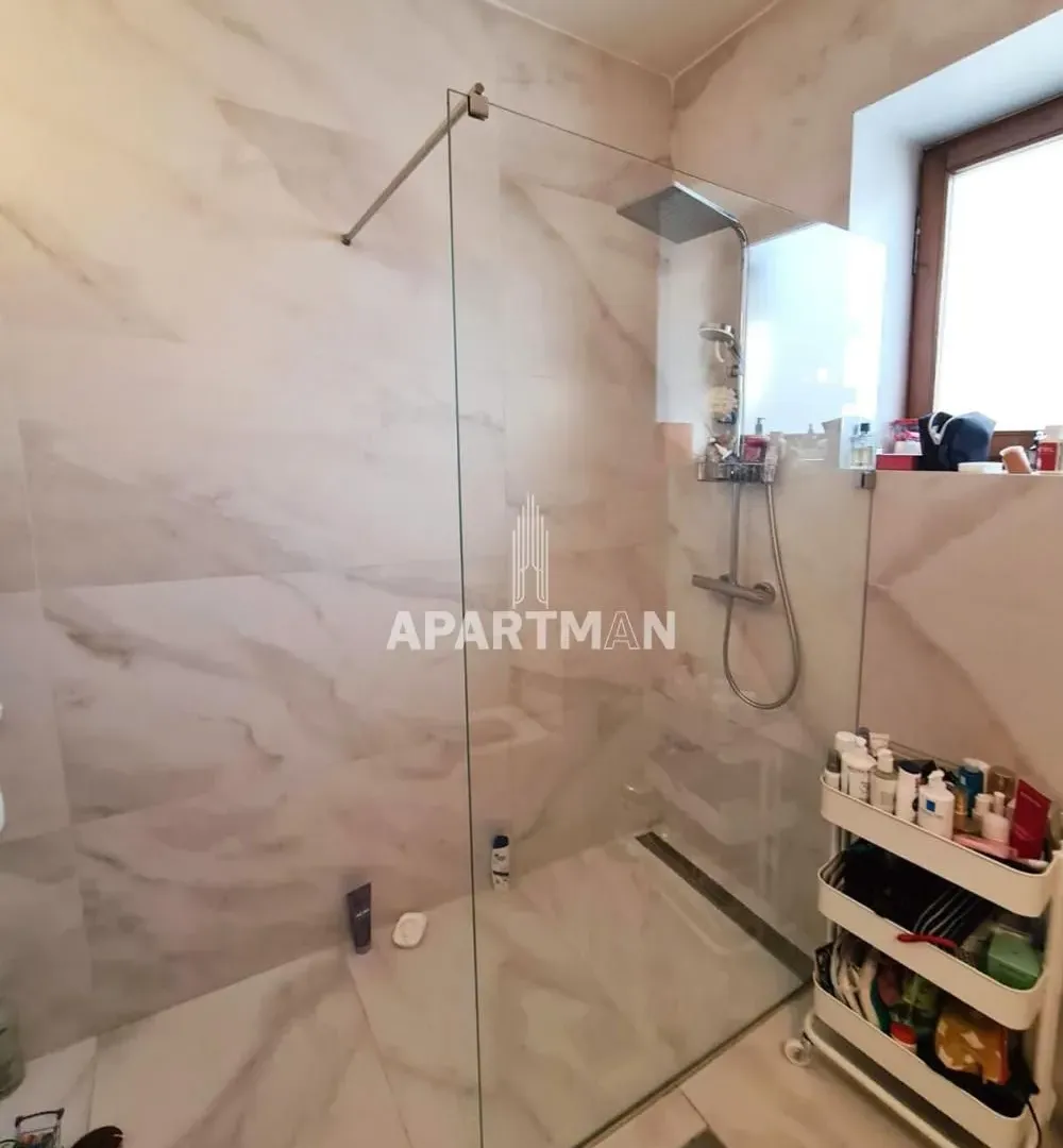 Izdavanje, kuća, 415m², Senjak, Beograd