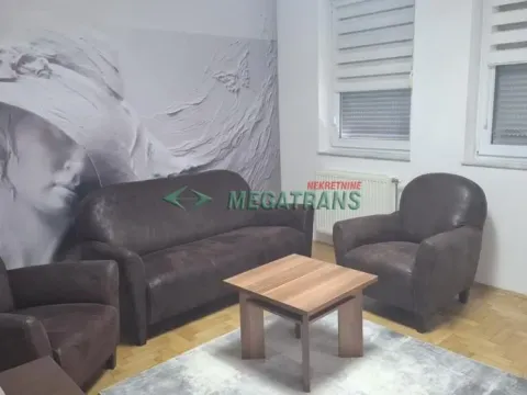 Stan in Bulevar Oslobodjenja