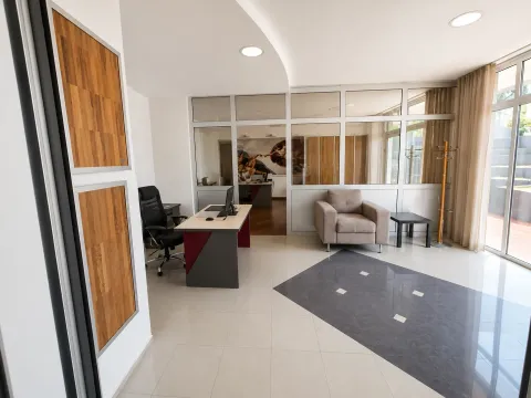 Sale, office space, 70m², Momišići, Podgorica - image 3
