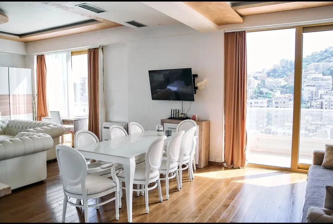 Rent, two bedroom apartment, 120m², Centar, Budva