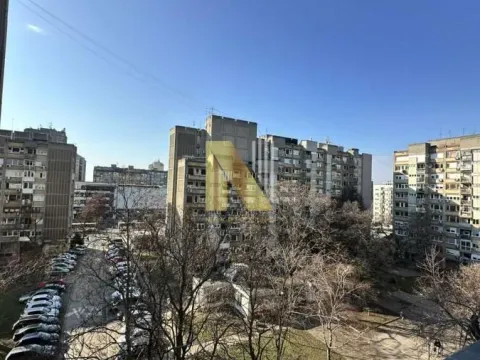Prodaja, dvosoban stan, 73m², Centar, Novi Sad - image 12