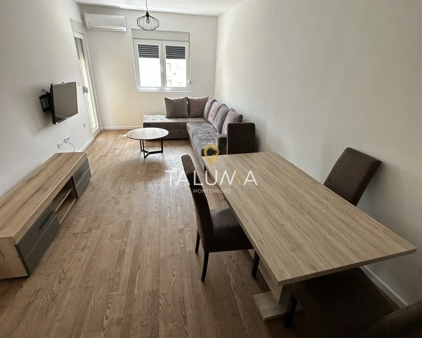 Izdavanje, jednosoban stan, 44m², Pobrežje, Podgorica