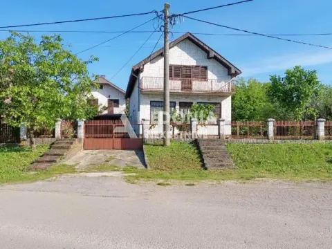 Kuća in Arnajevo