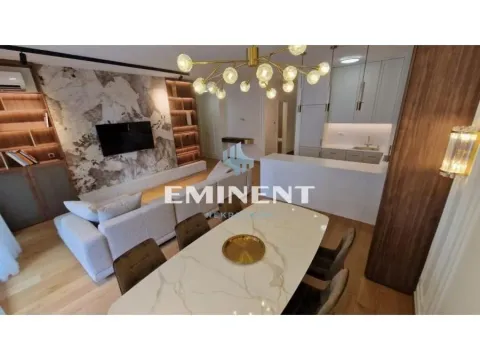 Stan in Novi Beograd Blok 65