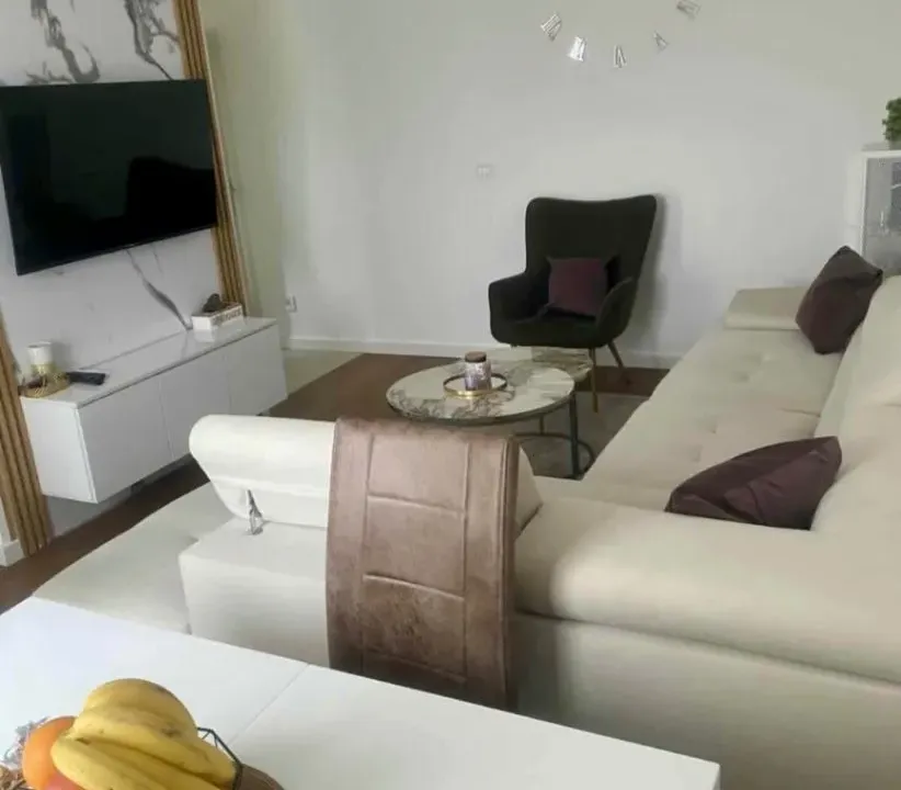 Izdavanje, jednosoban stan, 45m², Zagorič, Podgorica