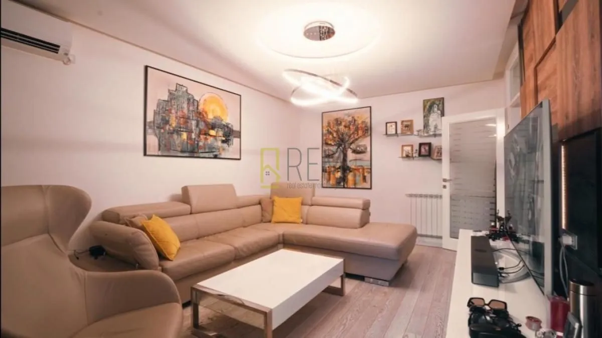 Prodaja, trosoban stan, 90m², Danilovgrad, Crna Gora