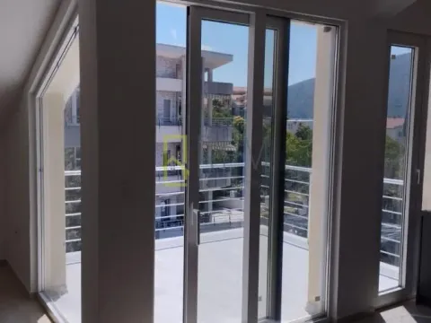 Prodaja, dvosoban stan, 74m², Đenovići, Herceg Novi - image 3