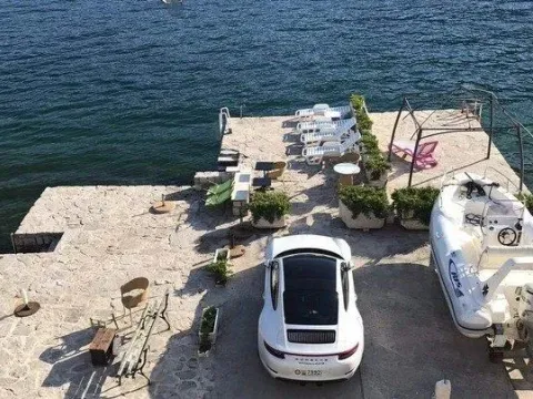 Prodaja, kuća, 450m², Kotor, Crna Gora - image 7