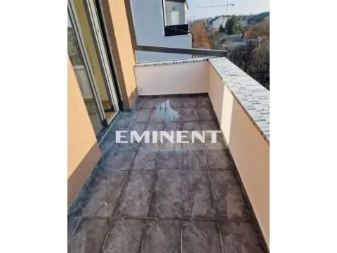 Prodaja, trosoban stan, 80m², Zemun Gornji Grad, Zemun Sve Podlokacije - image 6