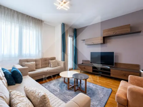 Prodaja, dvosoban stan, 63m², City Kvart, Podgorica - image 1