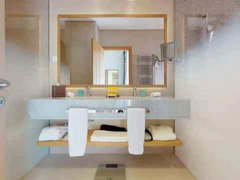 Prodaja, stan, 47m², Tivat, Crna Gora - image 3