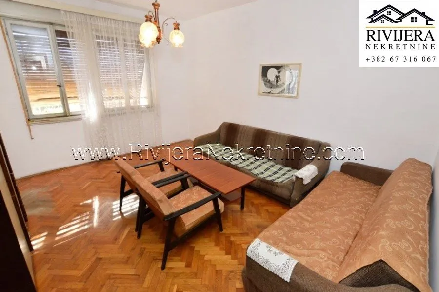 Prodaja, jednosoban stan, 70m², Centar, Herceg Novi