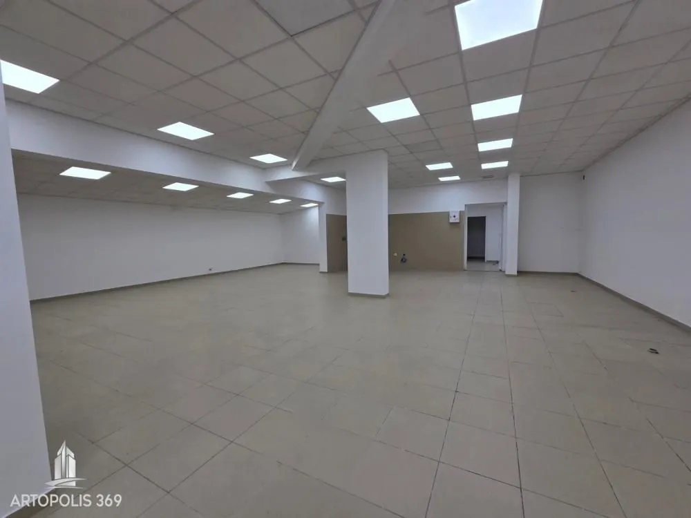Rent, office space, 310m², Dušanovac, Voždovac Sve Podlokacije