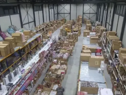 Izdavanje, poslovni prostor, 1000m², Ledine, Beograd - image 3
