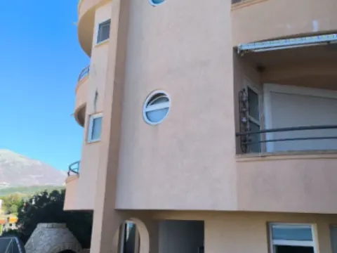 Sale, one bedroom apartment, 51m², Utjeha, Ulcinj - image 12