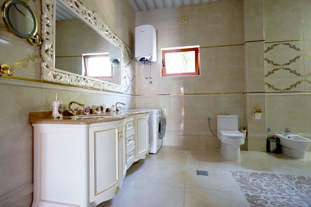 Prodaja, kuća, 324m², Radovići, Tivat
