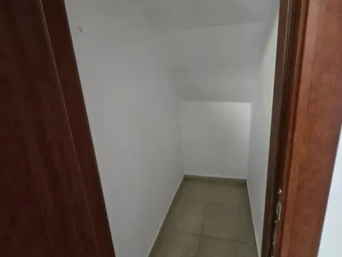 Izdavanje, trosoban stan, 85m², Grbavica, Novi Sad Sve Podlokacije - image 3