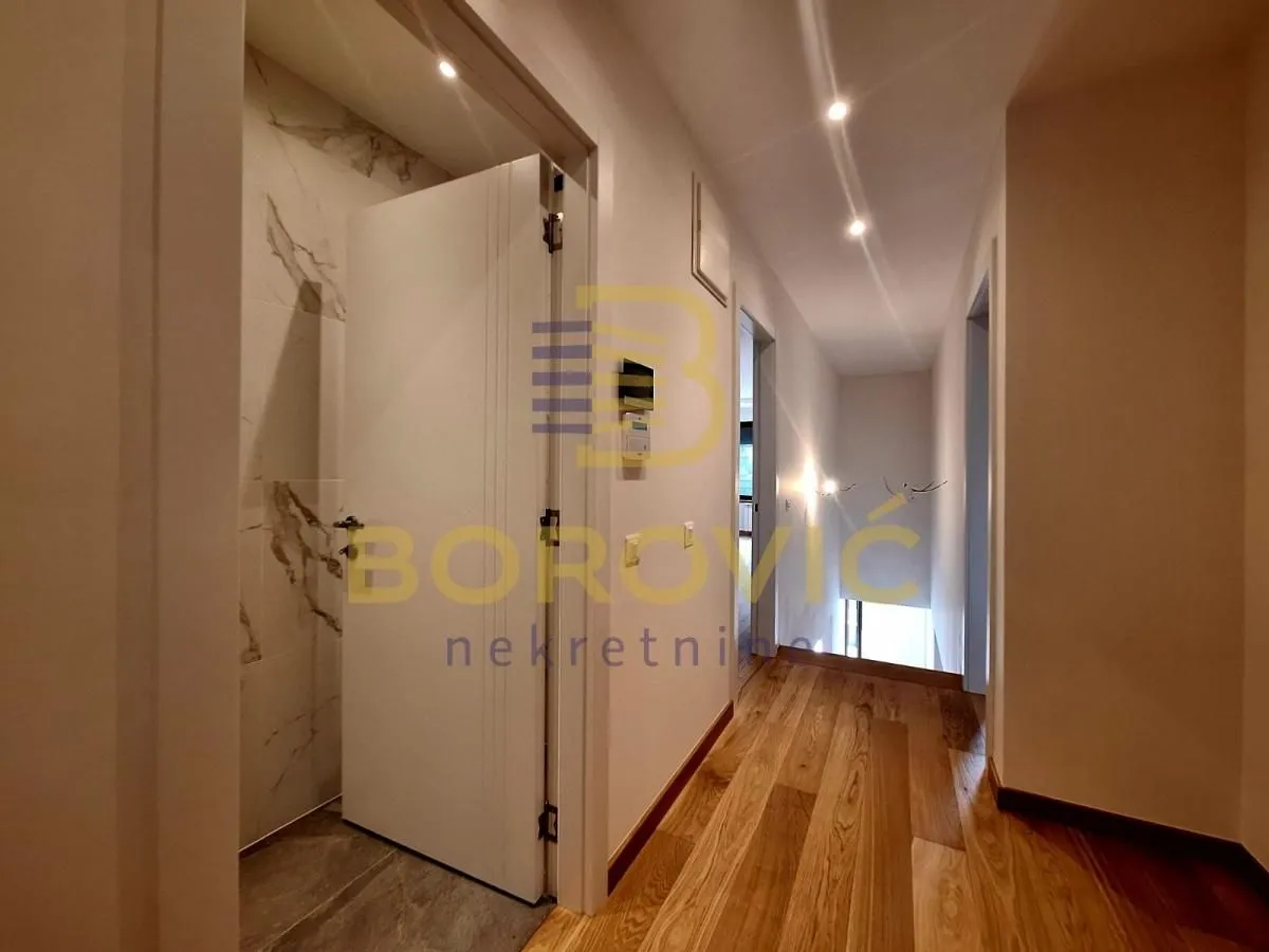 Sale, four bedroom apartment, 144m², Vračar Hram, Vračar Sve Podlokacije