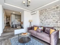 Izdavanje, dvosoban stan, 100m², Kamenovo, Budva - image 7