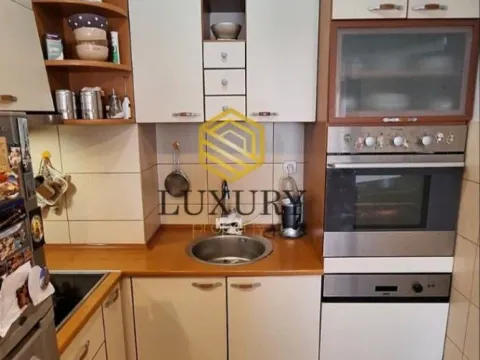 Izdavanje, jednosoban stan, 45m², Stari Aerodrom, Podgorica - image 9