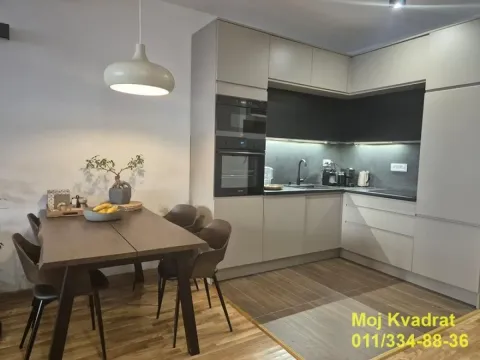 Sale, two bedroom apartment, 57m², Južni Bulevar, Vračar Sve Podlokacije - image 3