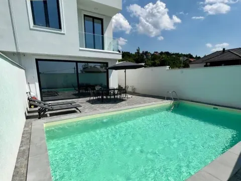 Rent, house, 180m², Sremska Kamenica, Petrovaradin - image 17