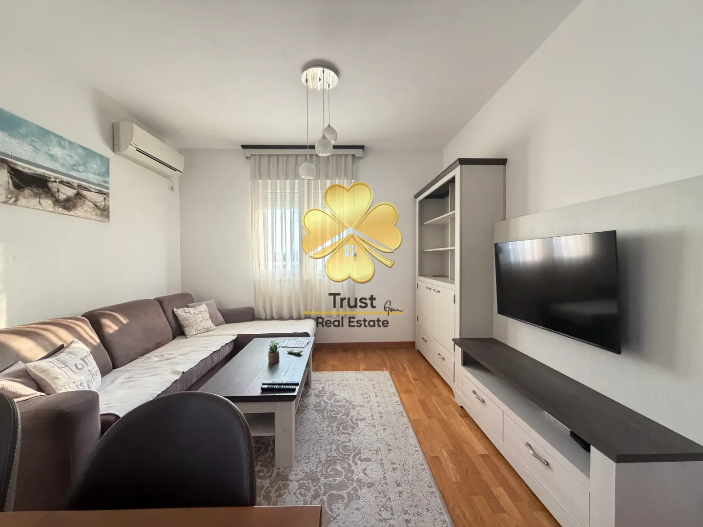 Izdavanje, jednosoban stan, 45m², City Kvart, Podgorica