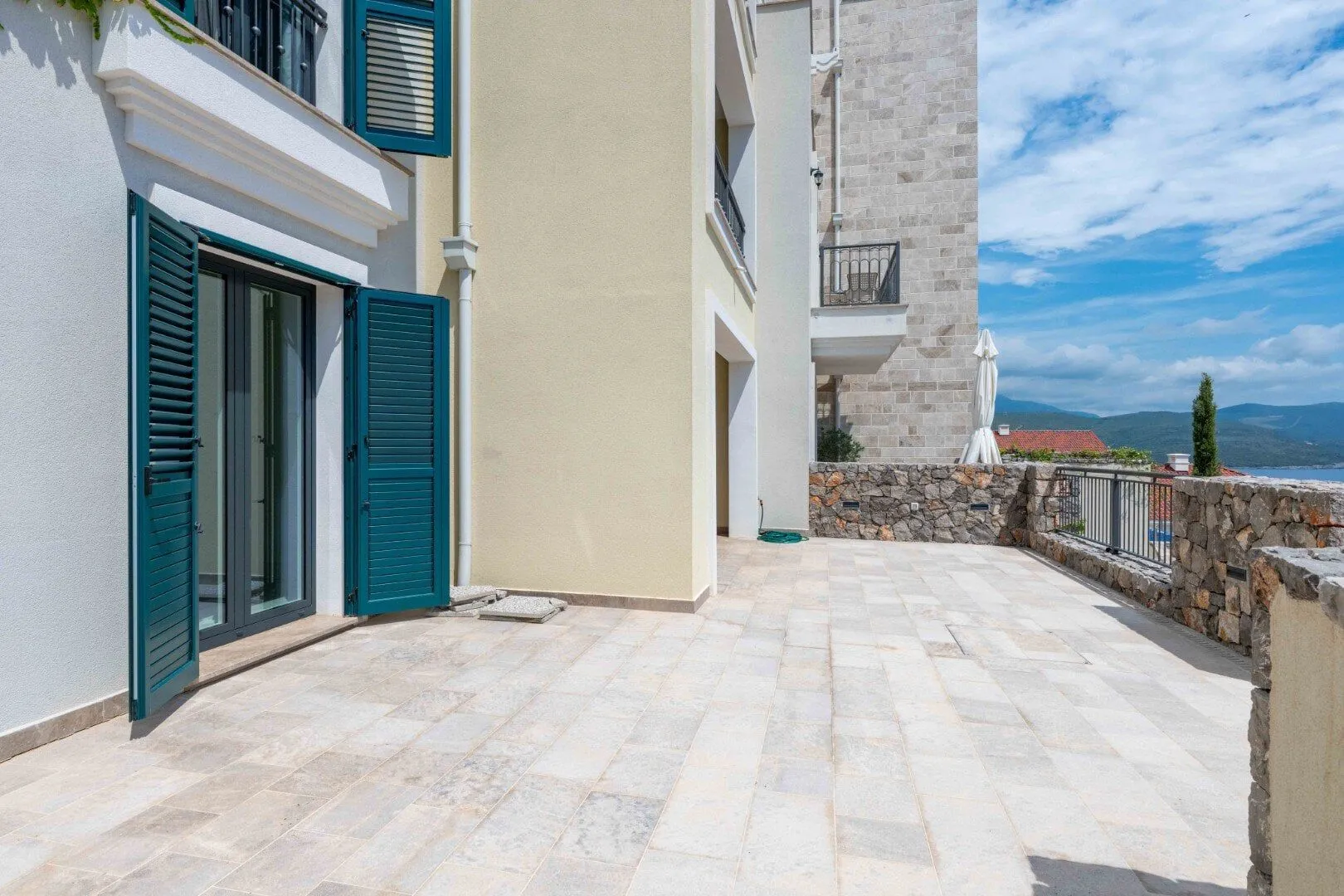 Sale, one bedroom apartment, 74m², Luštica Bay, Tivat
